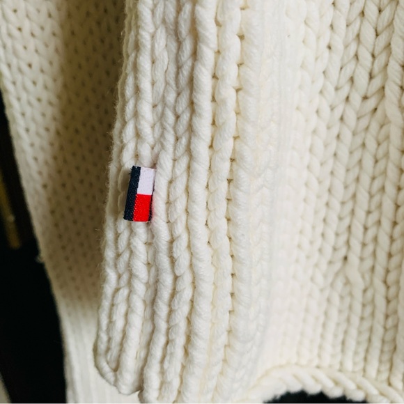 Tommy Hilfiger Vintage 2003 Mock Neck Cream Knit Sweater | XL - Picture 6 of 10